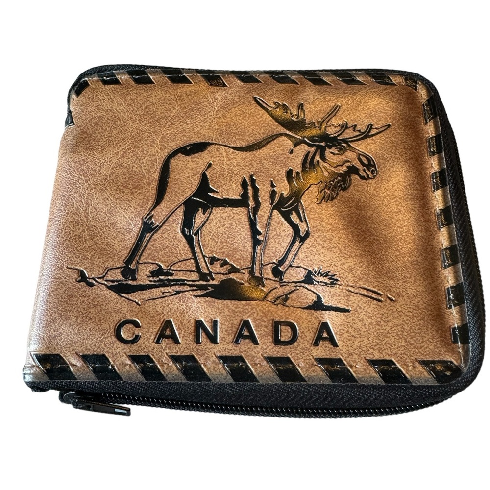 Vintage Moose Canada Vinyl Tan Men’s Zipper Wallet